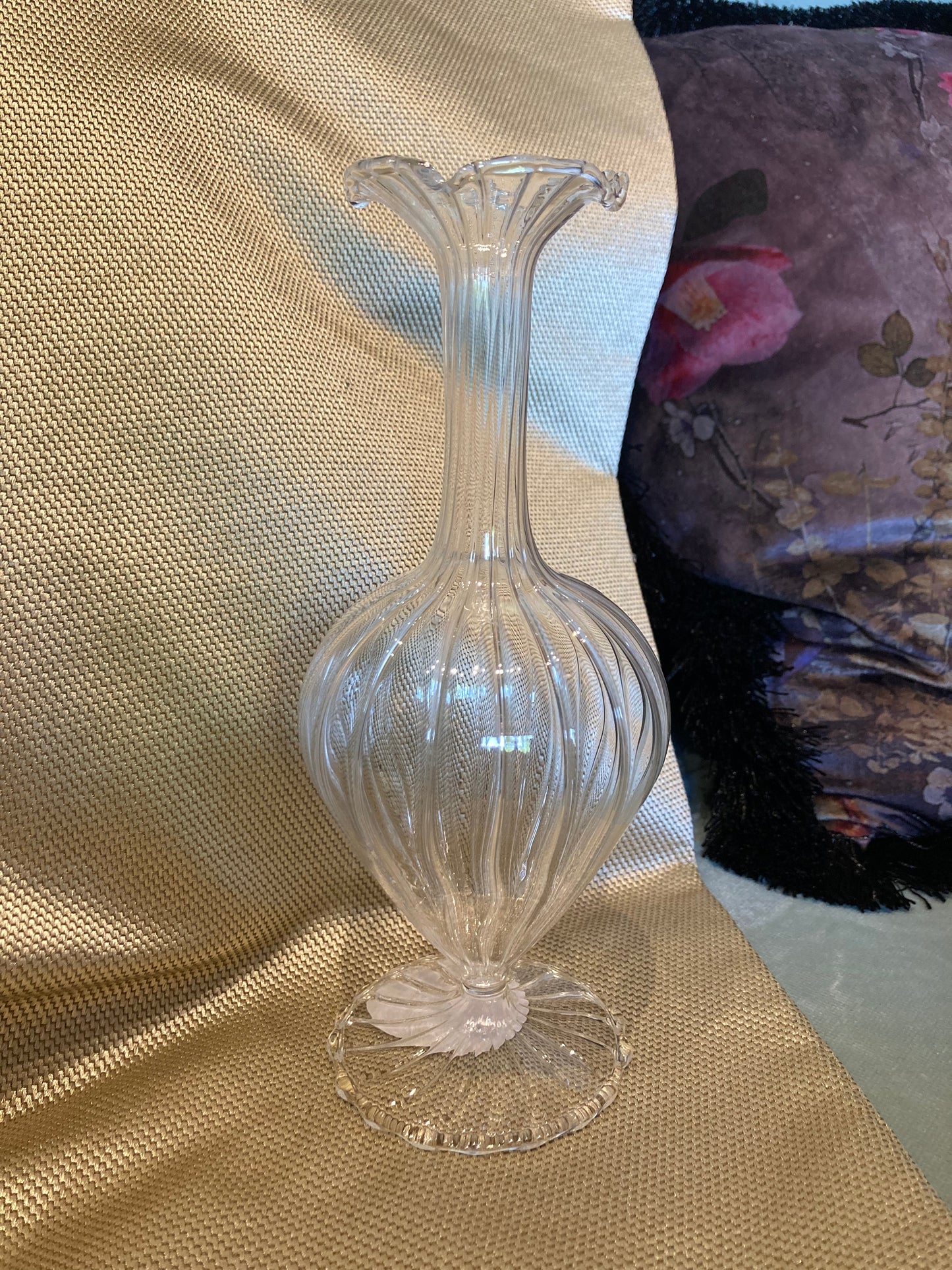 Bud vase